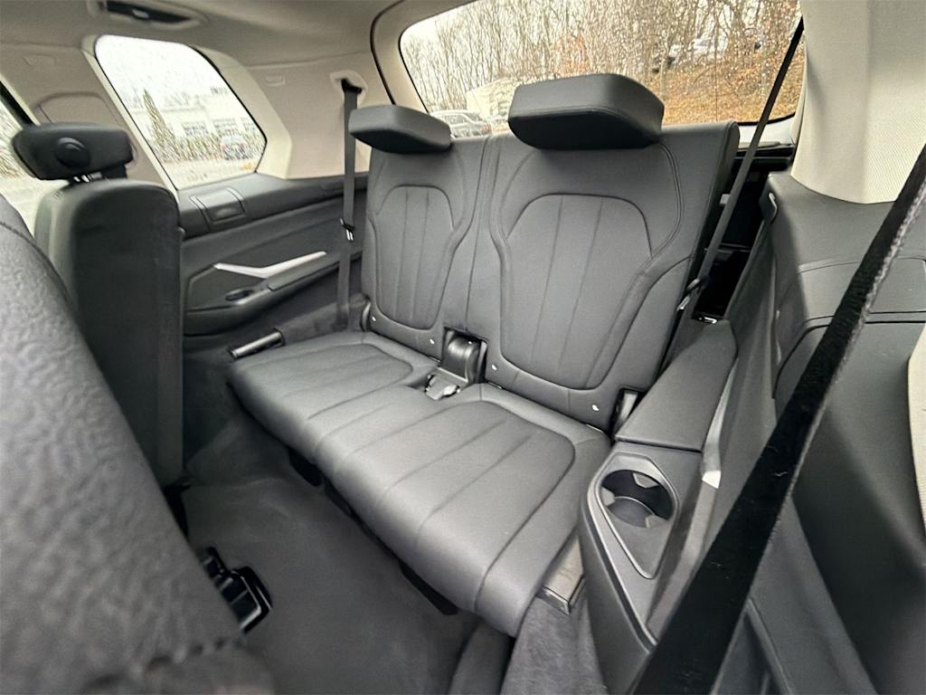 Thumbnail: 2021 BMW X7 - 29