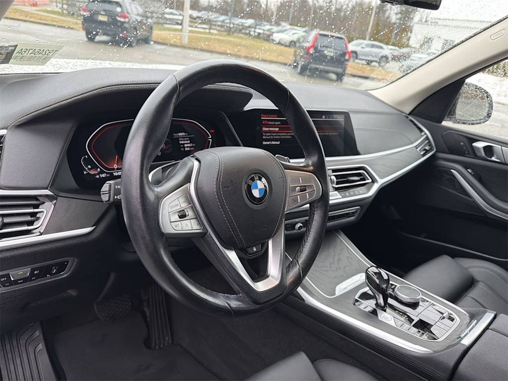 Thumbnail: 2021 BMW X7 - 10