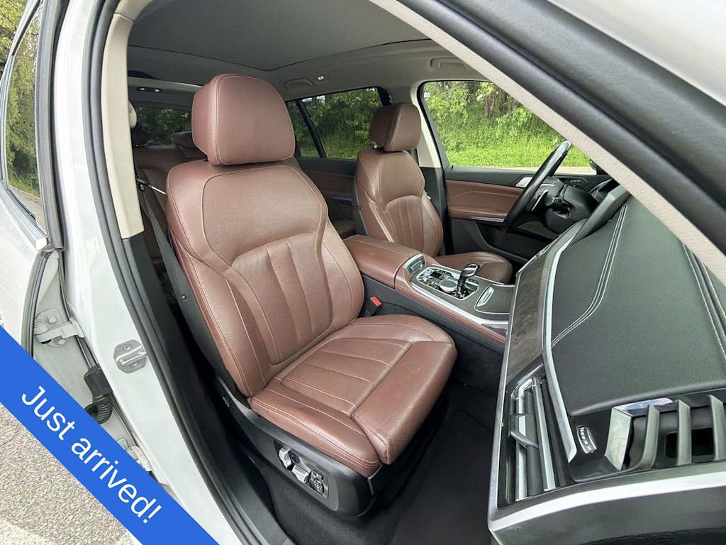 Thumbnail: 2020 BMW X7 - 29