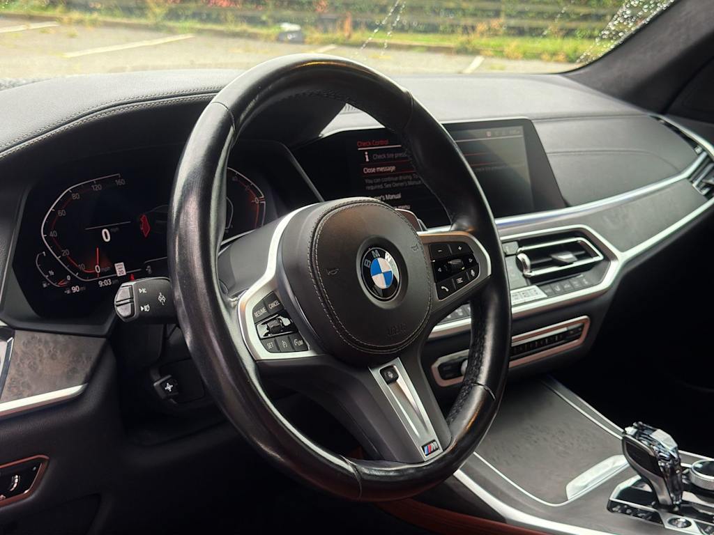 Thumbnail: 2022 BMW X7 - 10
