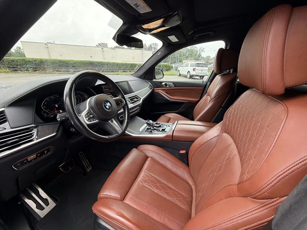 Thumbnail: 2022 BMW X7 - 11
