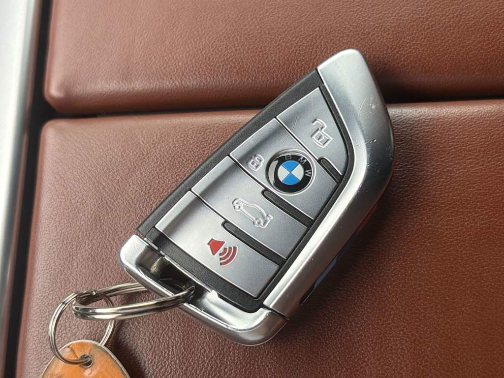 Thumbnail: 2022 BMW X7 - 18