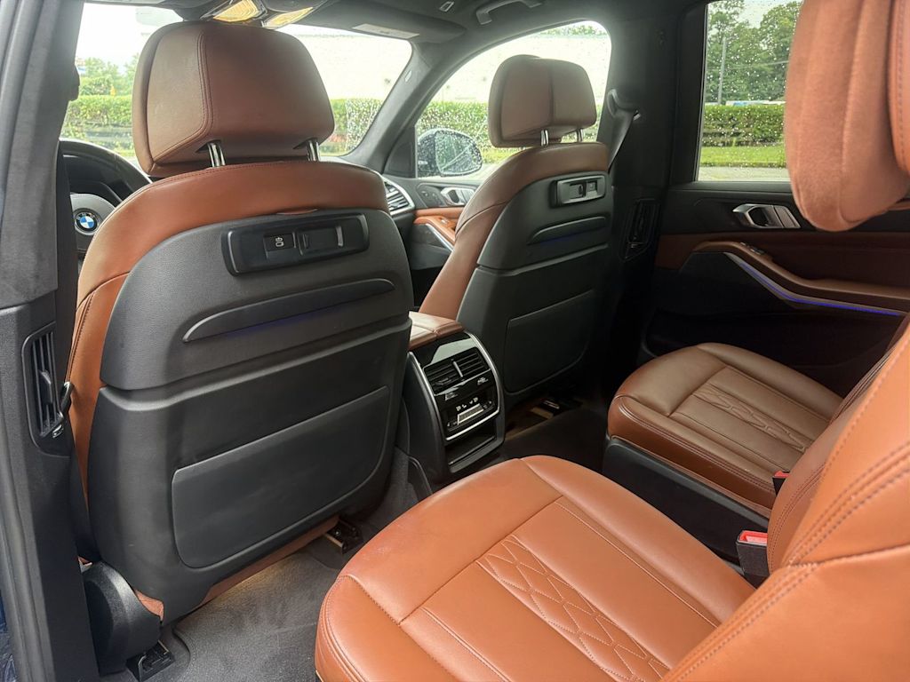 Thumbnail: 2022 BMW X7 - 13