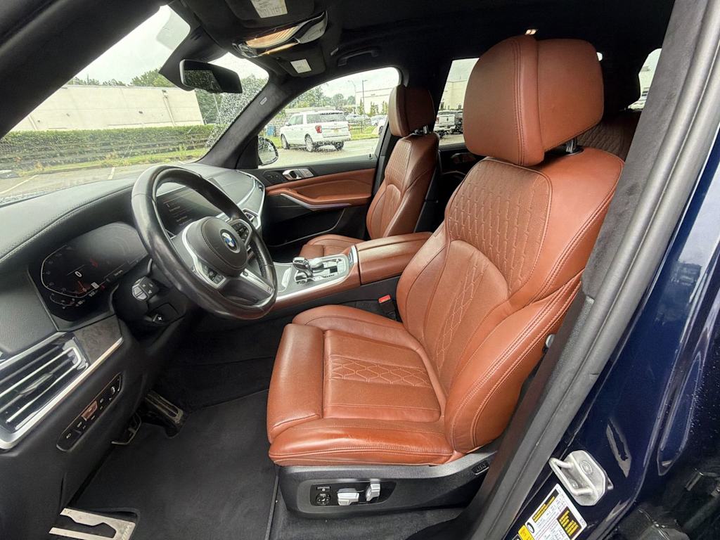Thumbnail: 2022 BMW X7 - 12