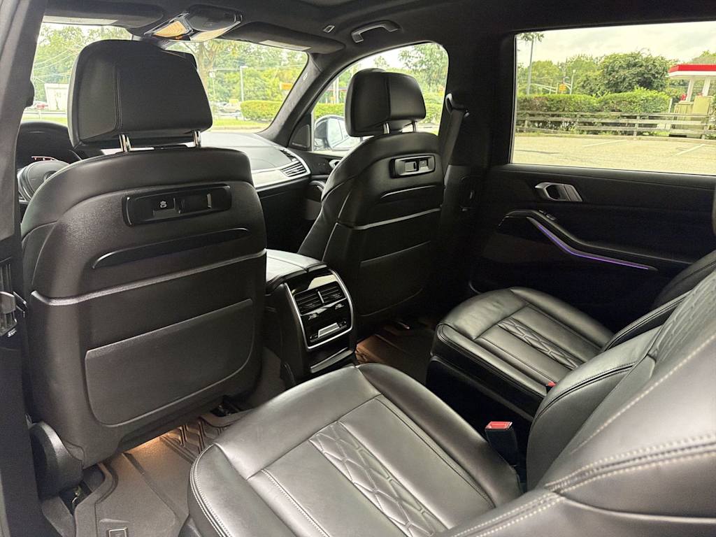 Thumbnail: 2019 BMW X7 - 13