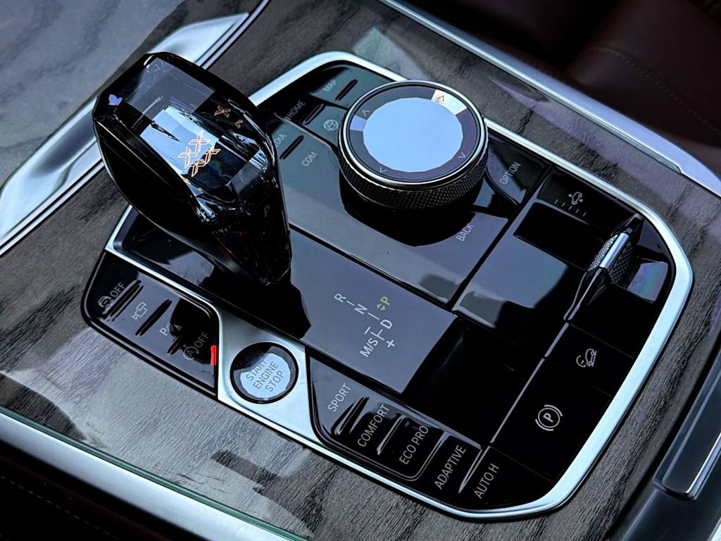 Thumbnail: 2019 BMW X7 - 24
