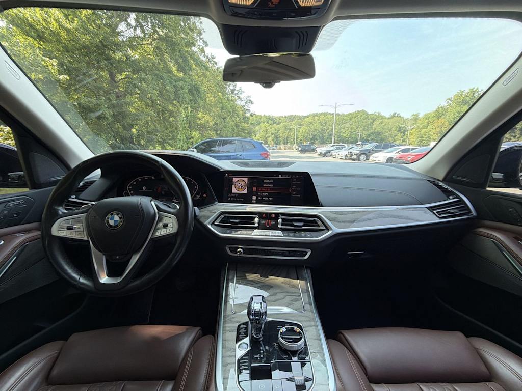 Thumbnail: 2019 BMW X7 - 10