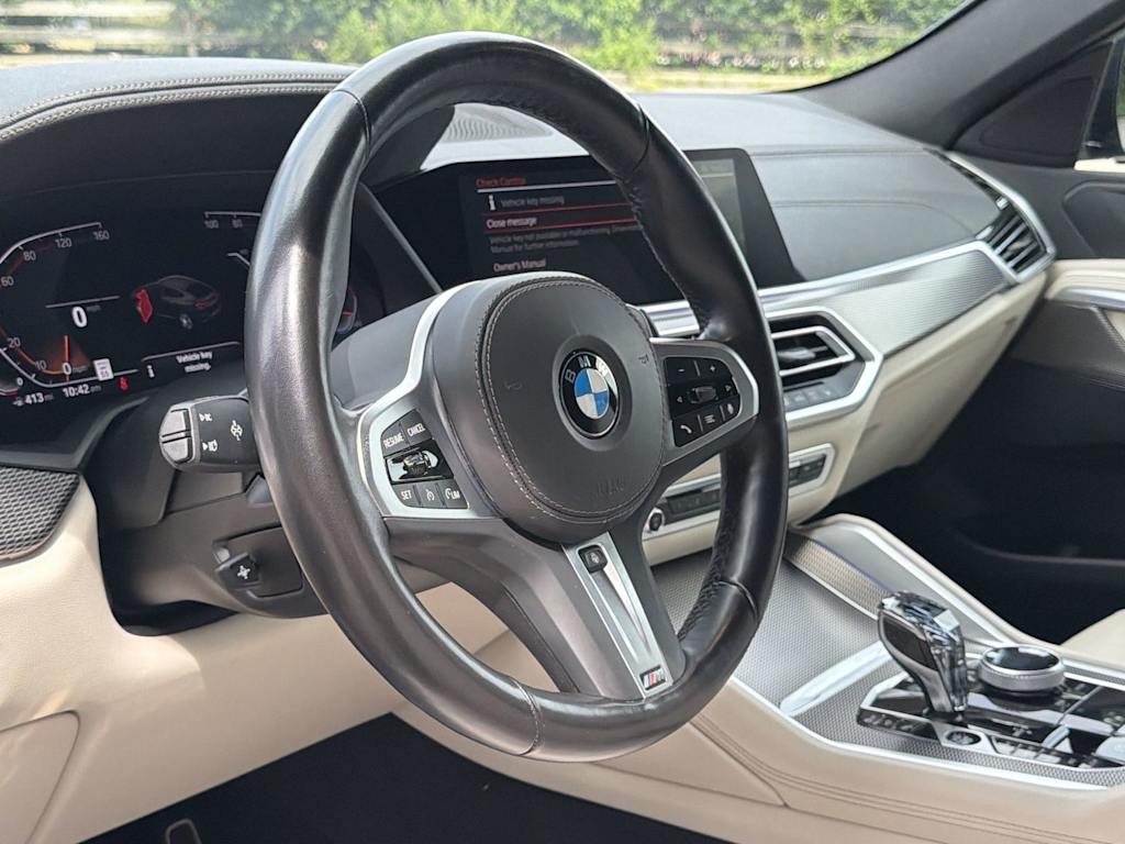 Thumbnail: 2022 BMW X6 - 14