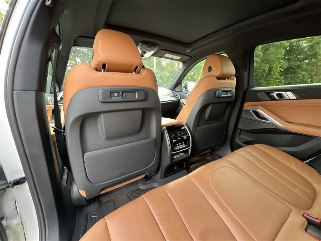 Thumbnail: 2021 BMW X6 - 13