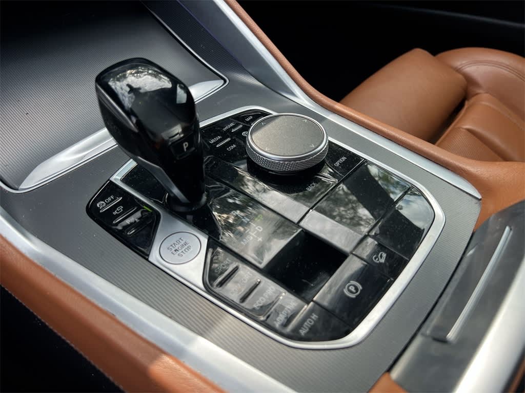Thumbnail: 2021 BMW X6 - 15