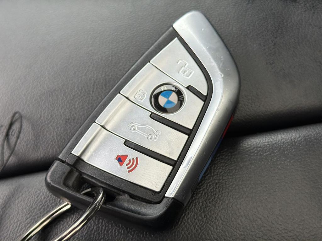 Thumbnail: 2023 BMW X5 - 17