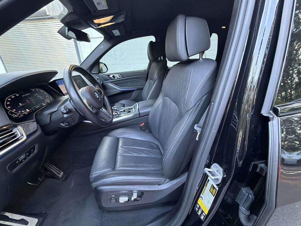 Thumbnail: 2023 BMW X5 - 11