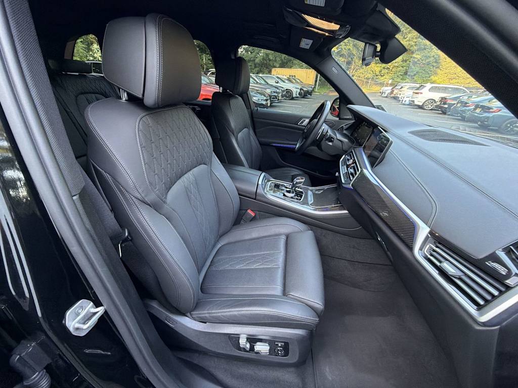 Thumbnail: 2023 BMW X5 - 12