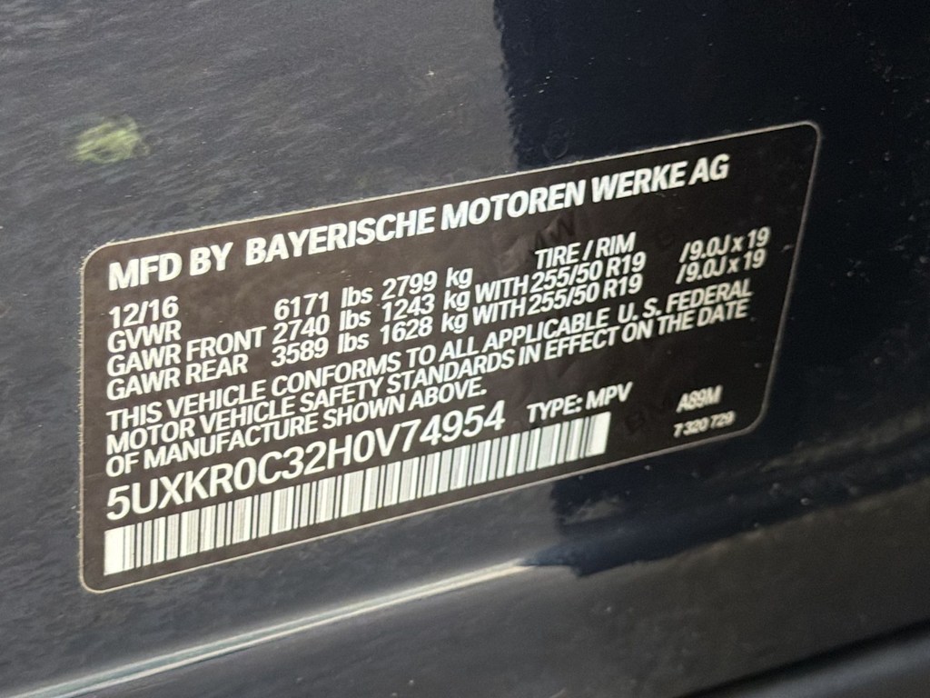 Thumbnail: 2017 BMW X5 - 19