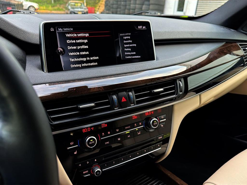 Thumbnail: 2017 BMW X5 - 14