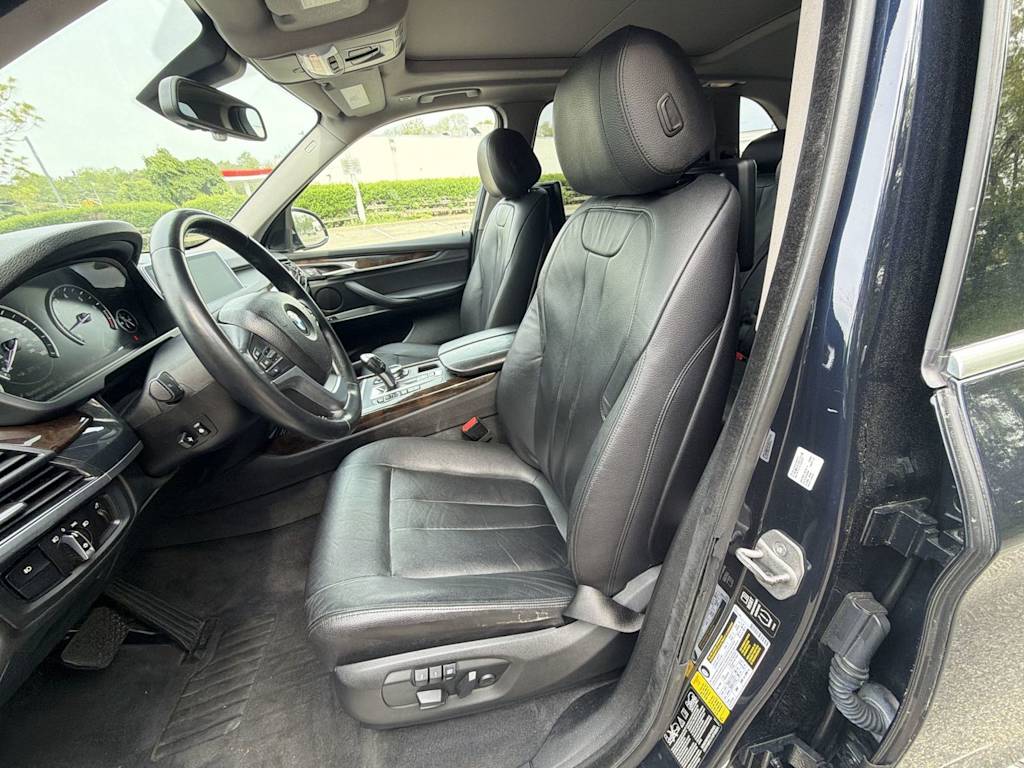 Thumbnail: 2015 BMW X5 - 12