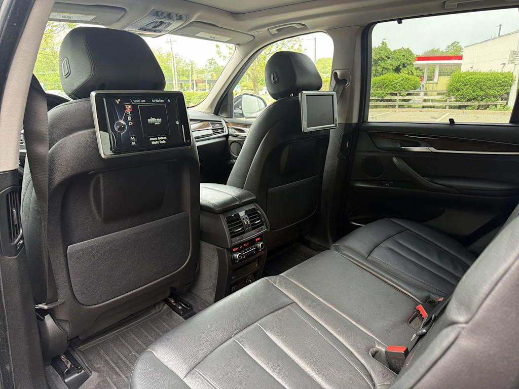 Thumbnail: 2015 BMW X5 - 13