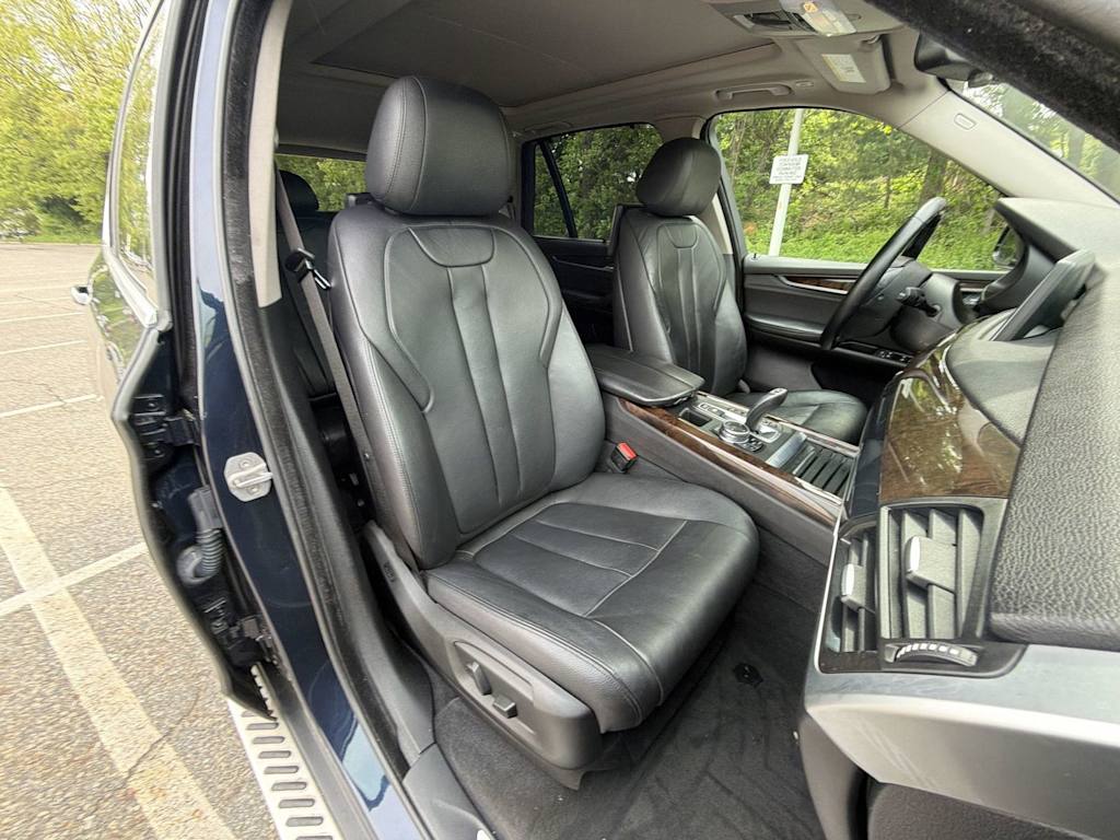 Thumbnail: 2015 BMW X5 - 29
