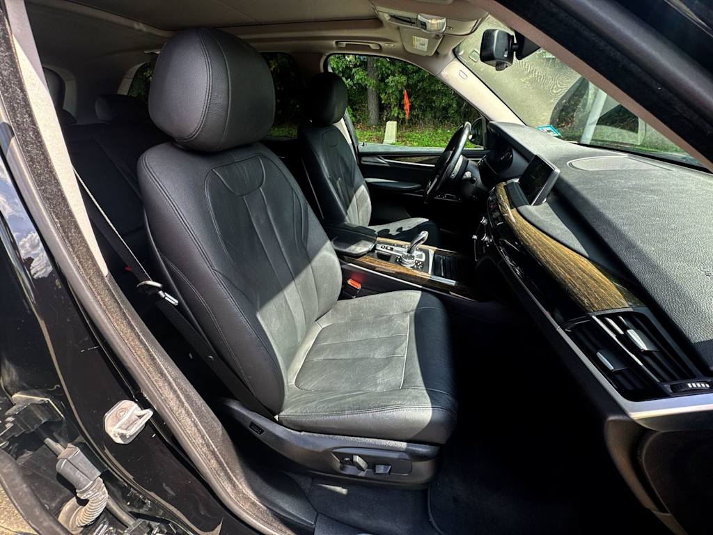 Thumbnail: 2016 BMW X5 - 12