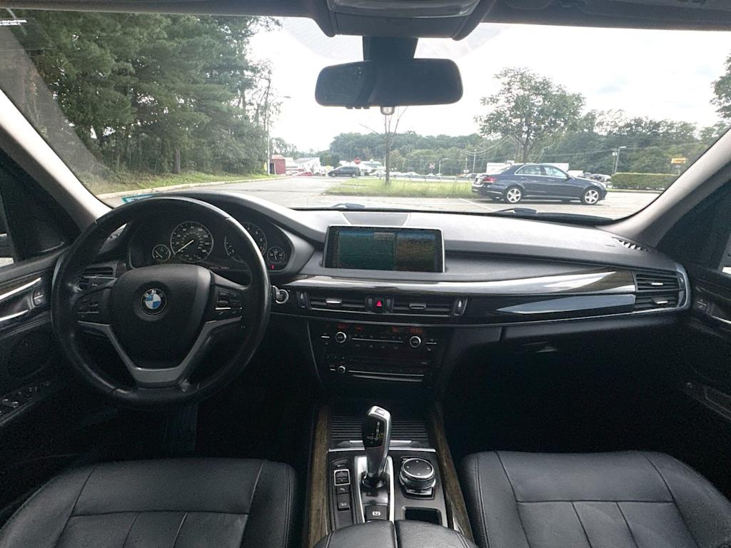 Thumbnail: 2016 BMW X5 - 10