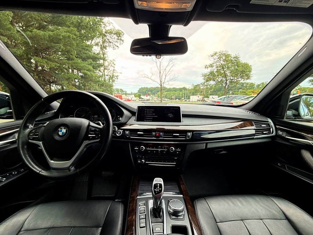 Thumbnail: 2018 BMW X5 - 10