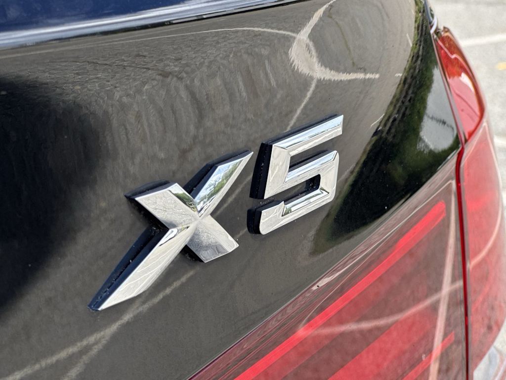 Thumbnail: 2015 BMW X5 - 7