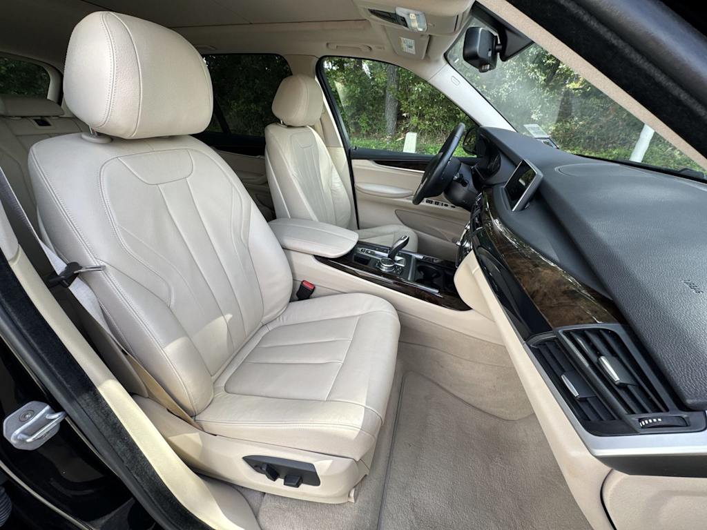 Thumbnail: 2015 BMW X5 - 12