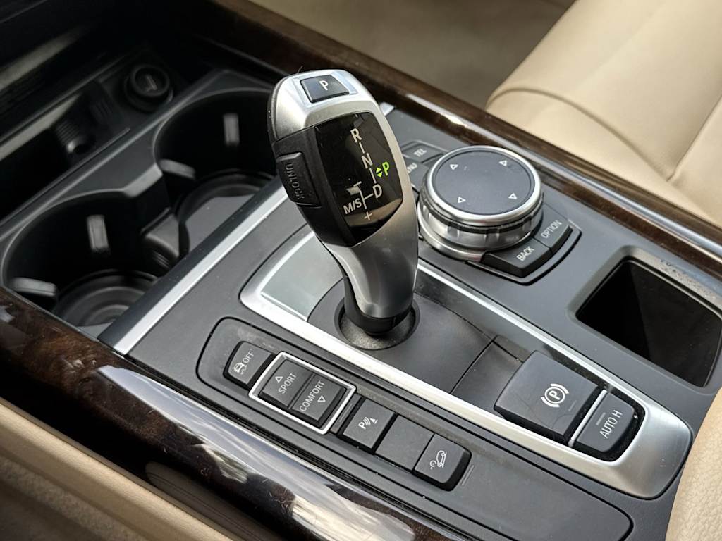 Thumbnail: 2015 BMW X5 - 16