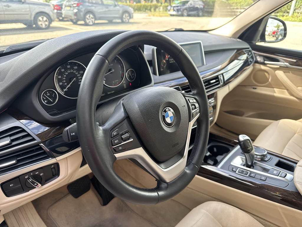 Thumbnail: 2015 BMW X5 - 14