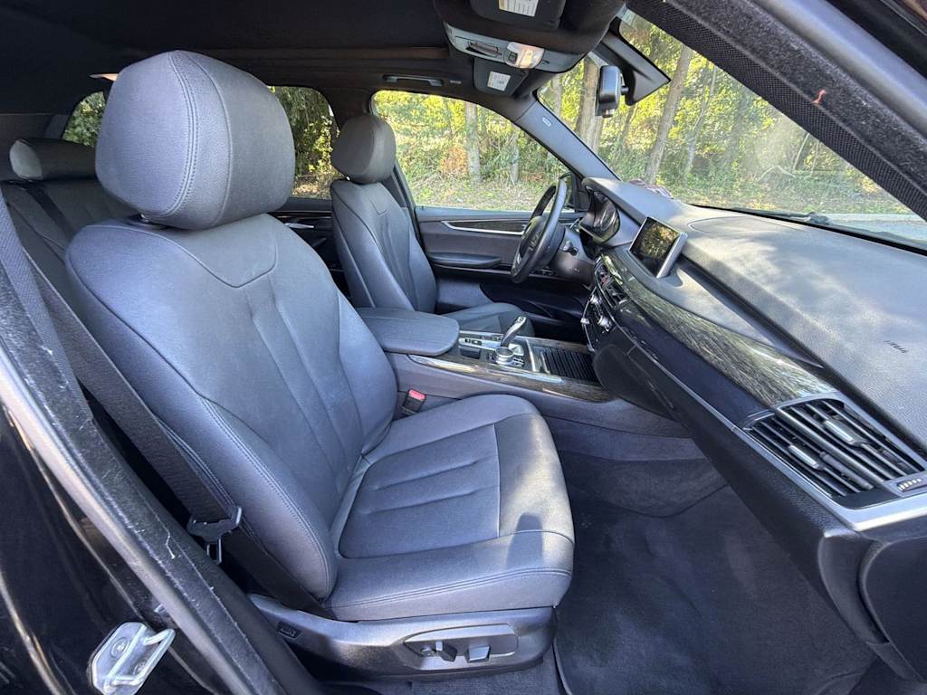 Thumbnail: 2017 BMW X5 - 12