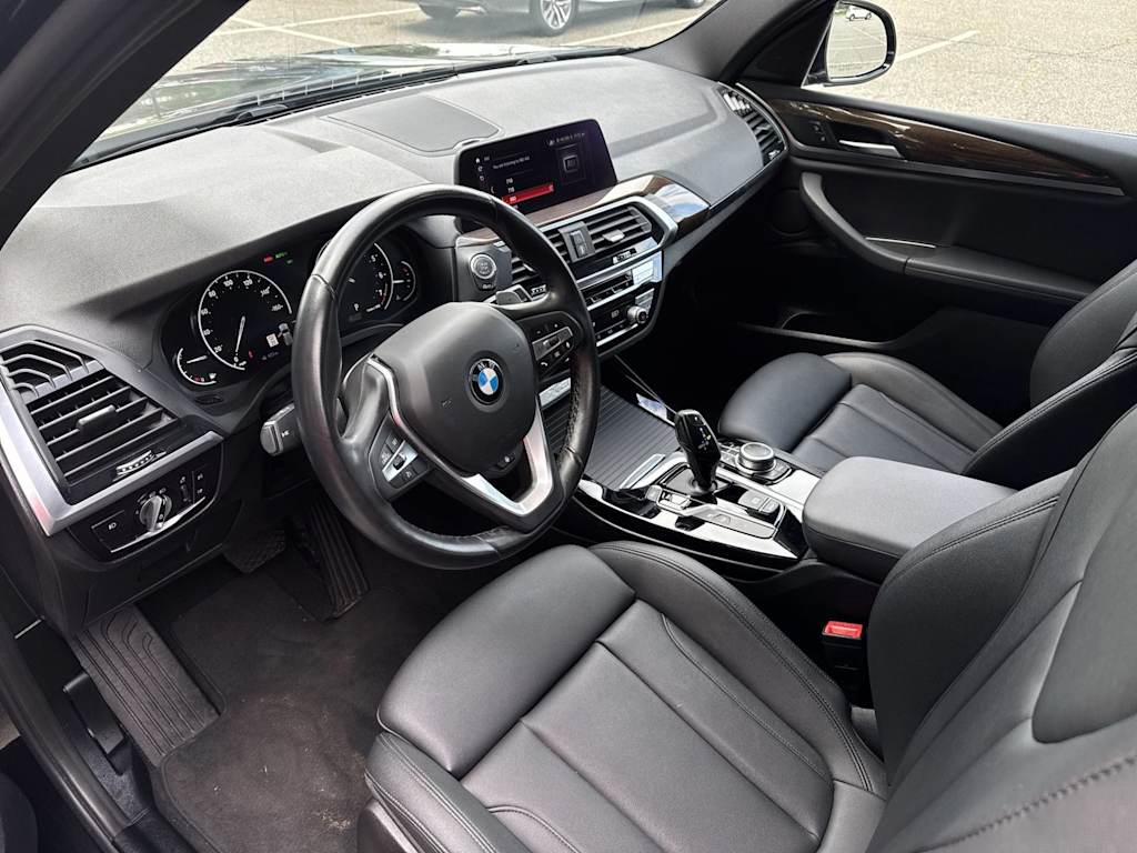Thumbnail: 2021 BMW X3 - 2
