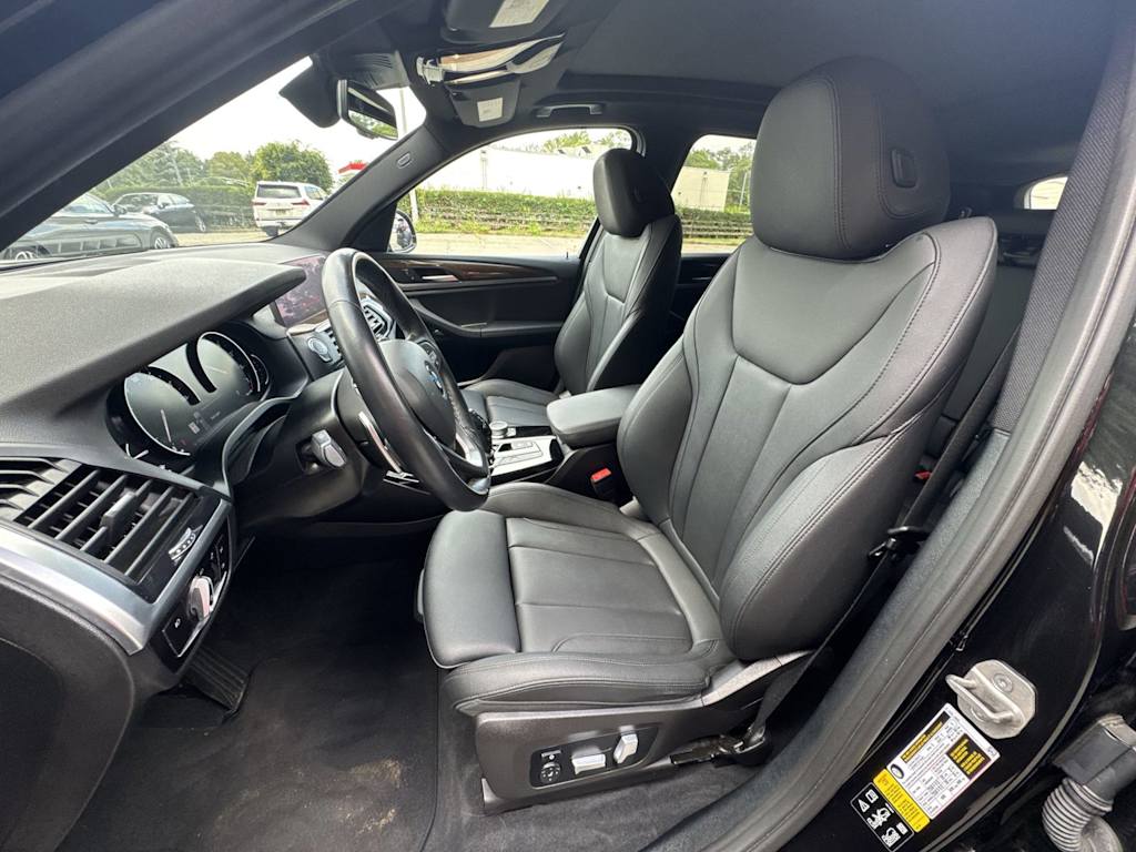 Thumbnail: 2021 BMW X3 - 11