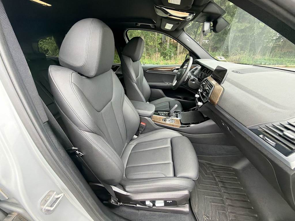 Thumbnail: 2020 BMW X3 - 29