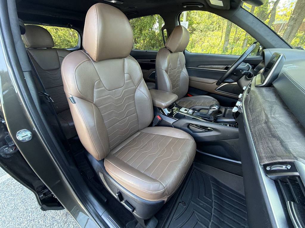 Thumbnail: 2022 Kia Telluride - 28