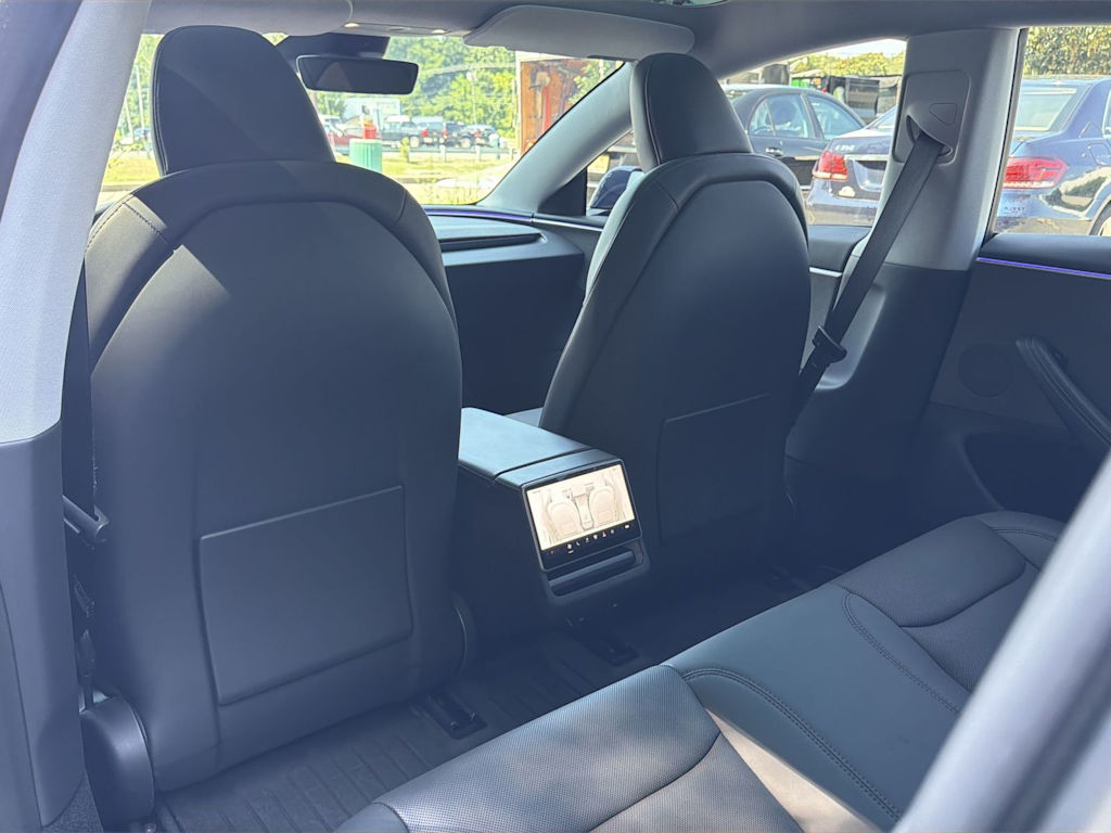 Thumbnail: 2024 Tesla Model 3 - 11