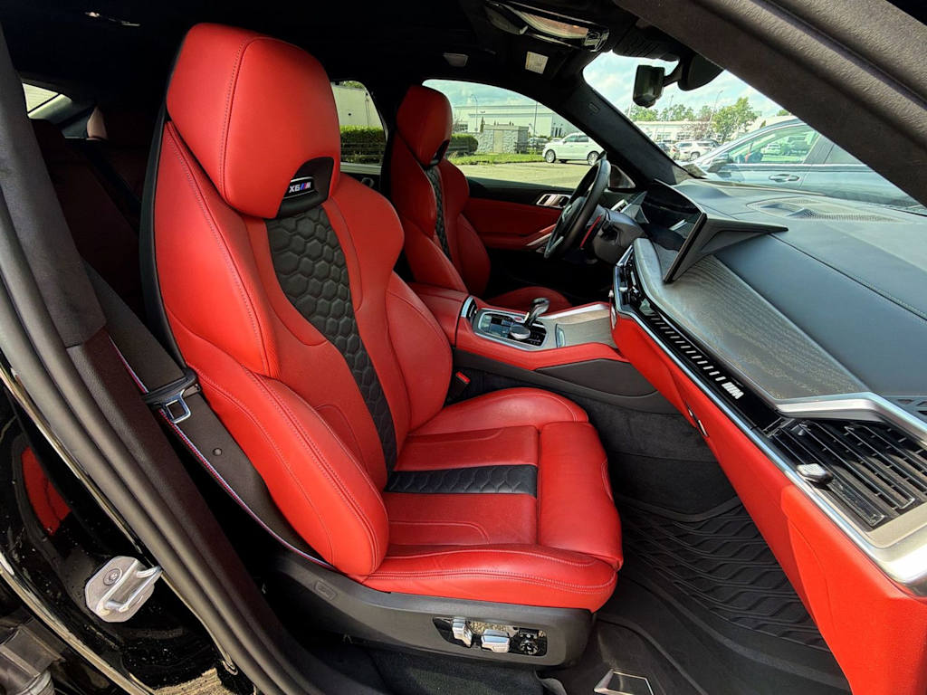 Thumbnail: 2024 BMW X6 - 12