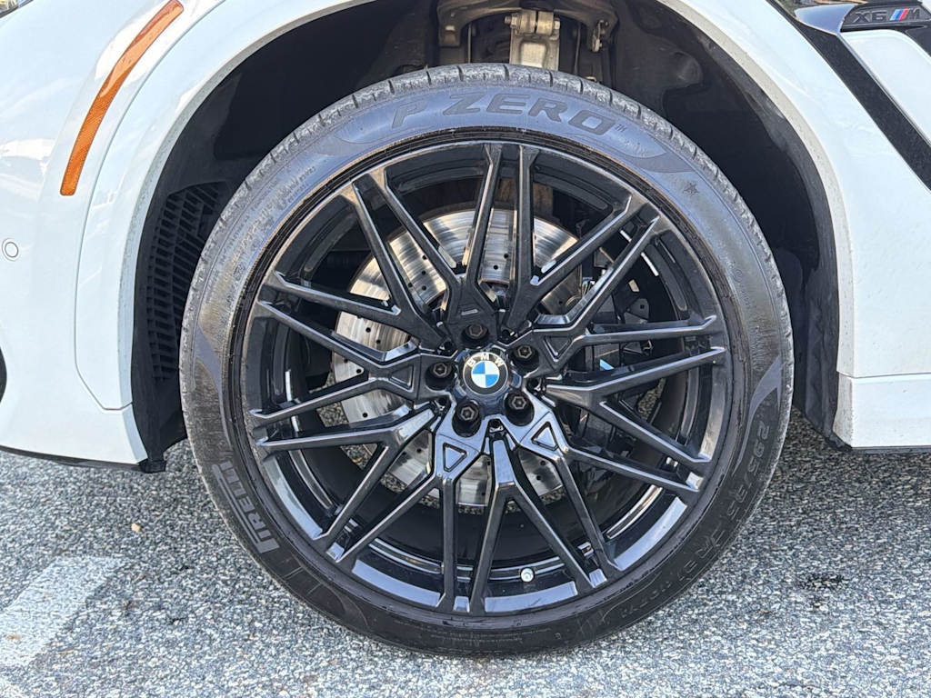 Thumbnail: 2022 BMW X6 - 8