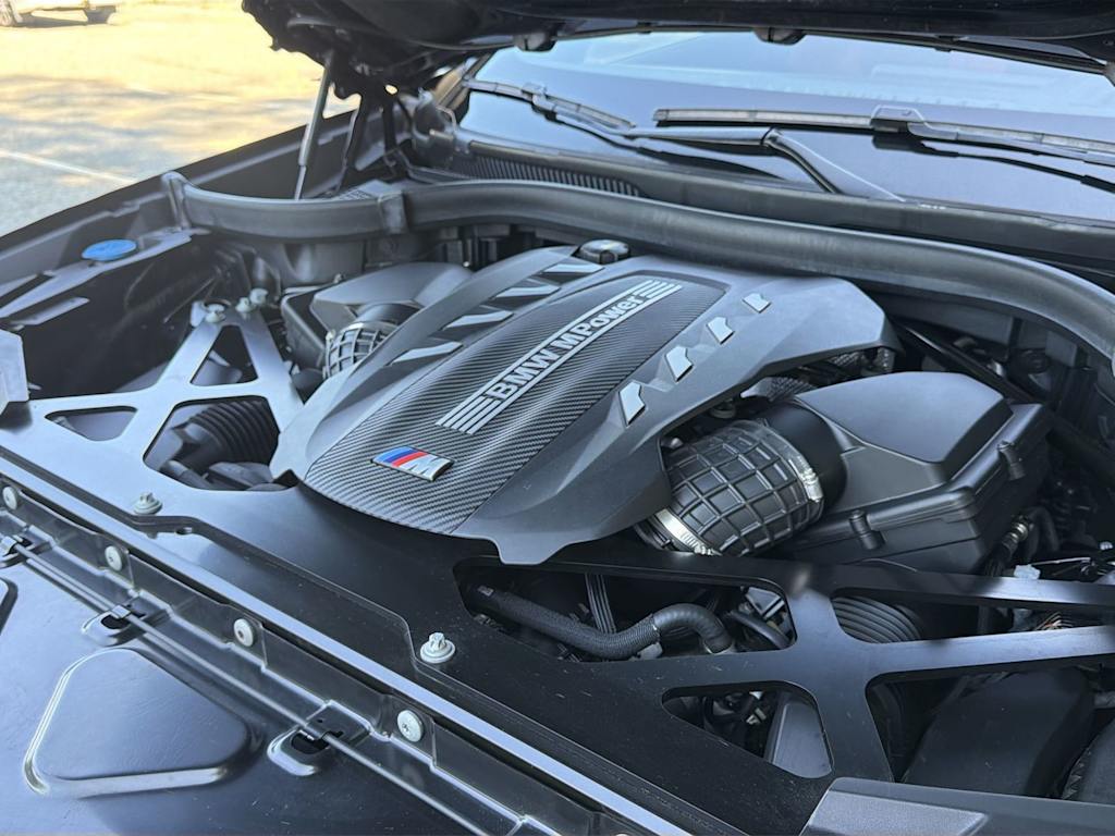 Thumbnail: 2021 BMW X6 - 9