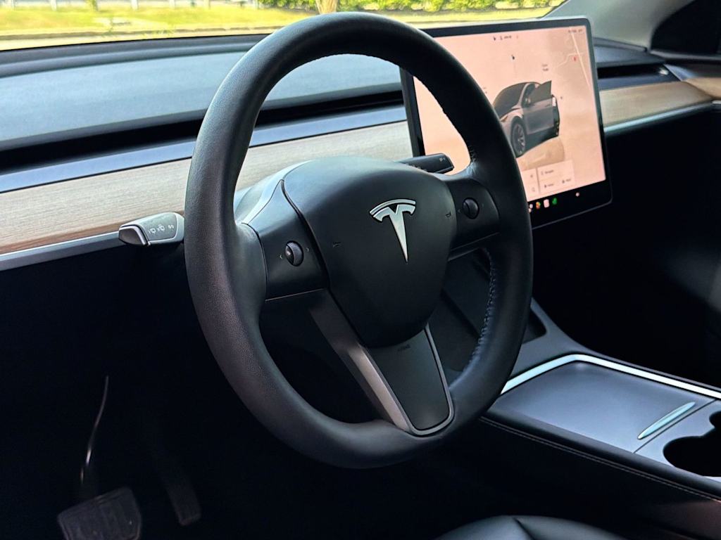 Thumbnail: 2023 Tesla Model Y - 8