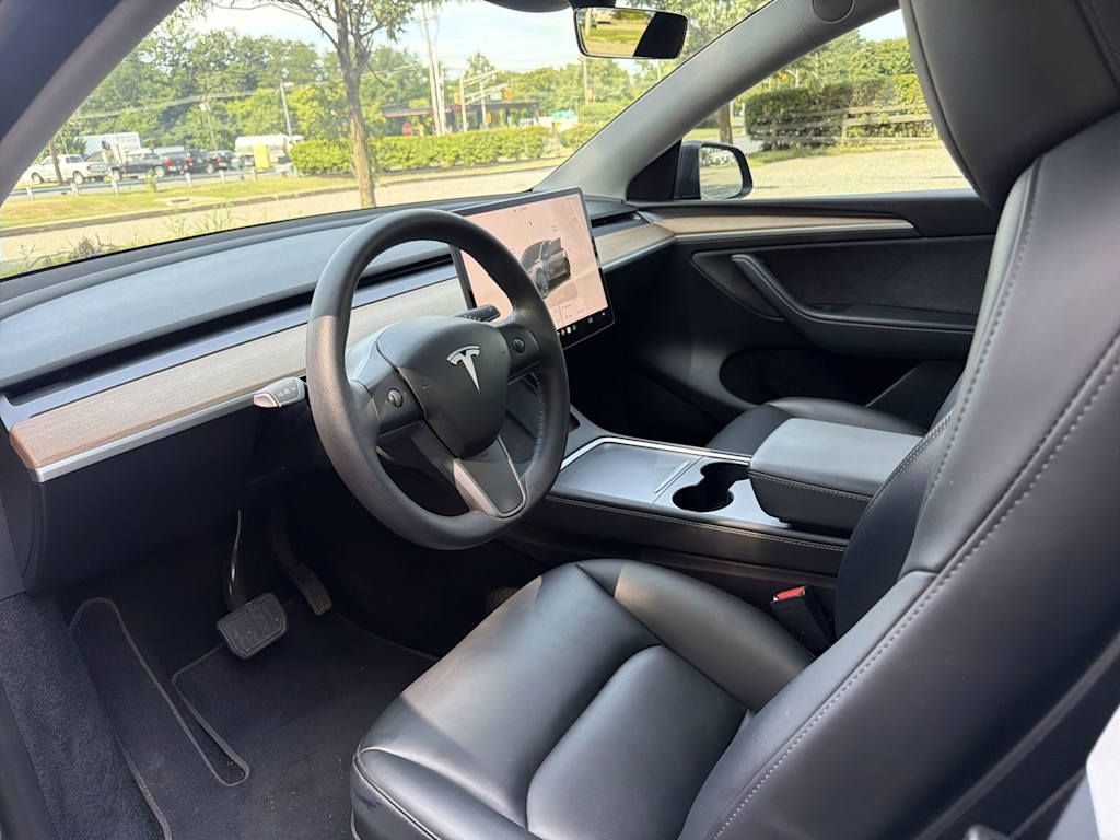 Thumbnail: 2023 Tesla Model Y - 9