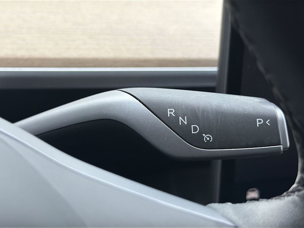 Thumbnail: 2024 Tesla Model Y - 24