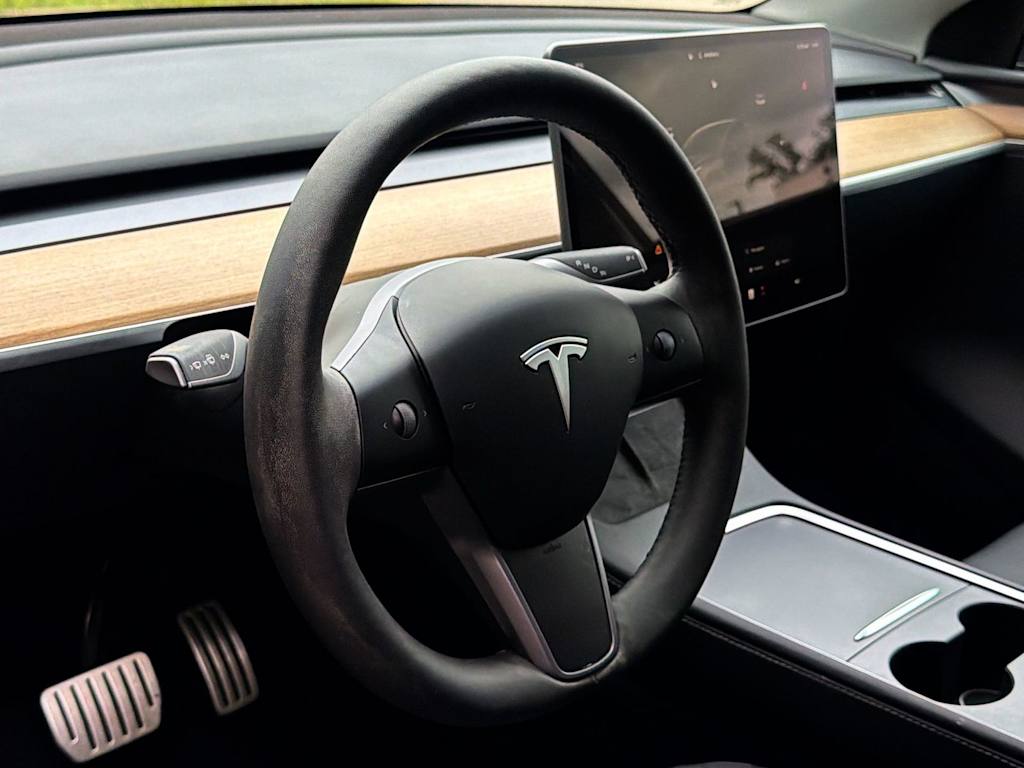 Thumbnail: 2024 Tesla Model Y - 9