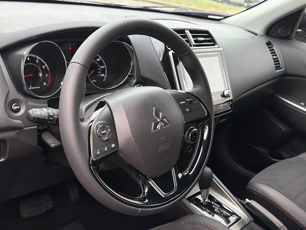 Thumbnail: 2024 Mitsubishi Outlander Sport - 10
