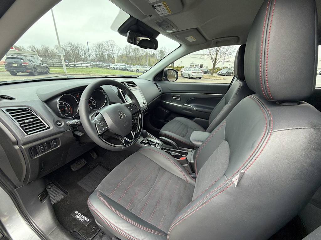 Thumbnail: 2024 Mitsubishi Outlander Sport - 11