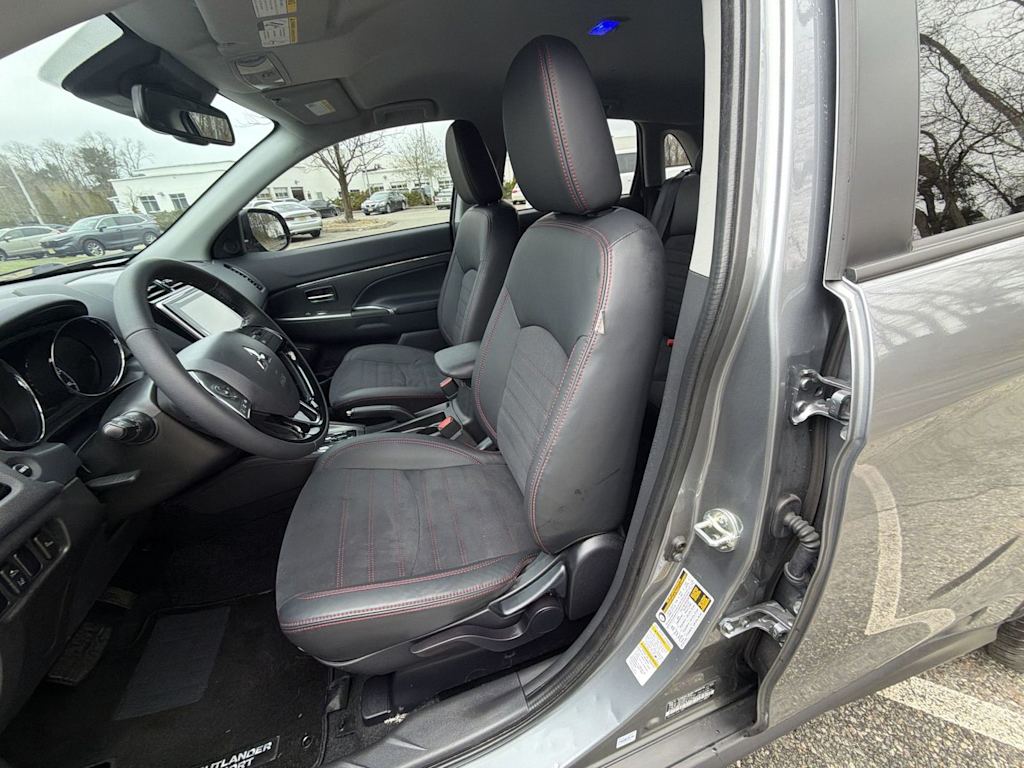 Thumbnail: 2024 Mitsubishi Outlander Sport - 12