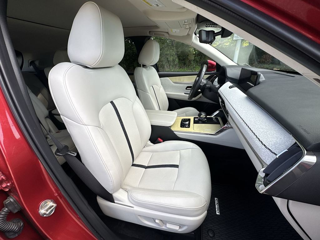 Thumbnail: 2024 Mazda CX-90 - 24