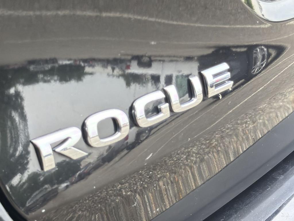 Thumbnail: 2018 Nissan Rogue - 7