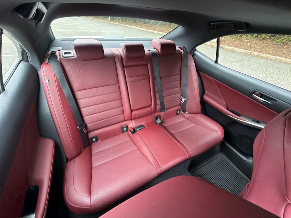 Thumbnail: 2016 Lexus IS - 13