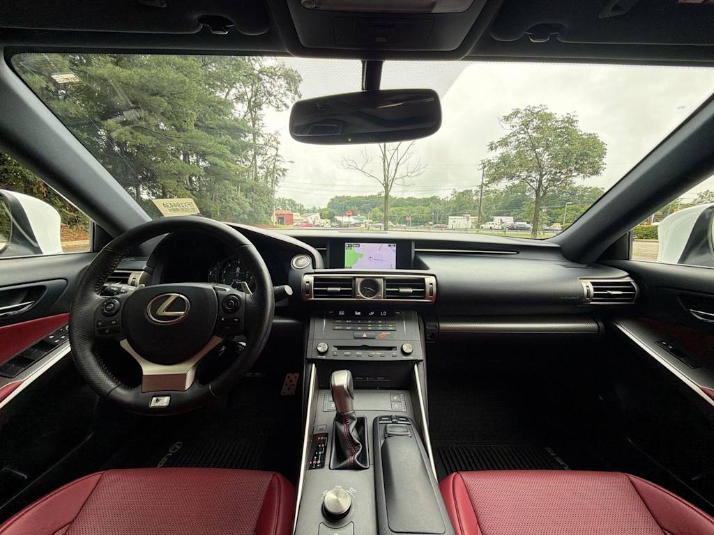 Thumbnail: 2016 Lexus IS - 10