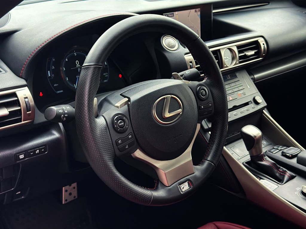 Thumbnail: 2016 Lexus IS - 14